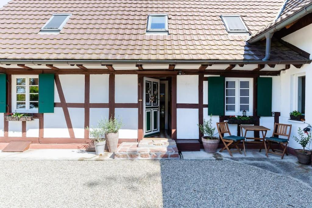 Privat Apartment- Near Strasbourg, Baden Baden Appartement *